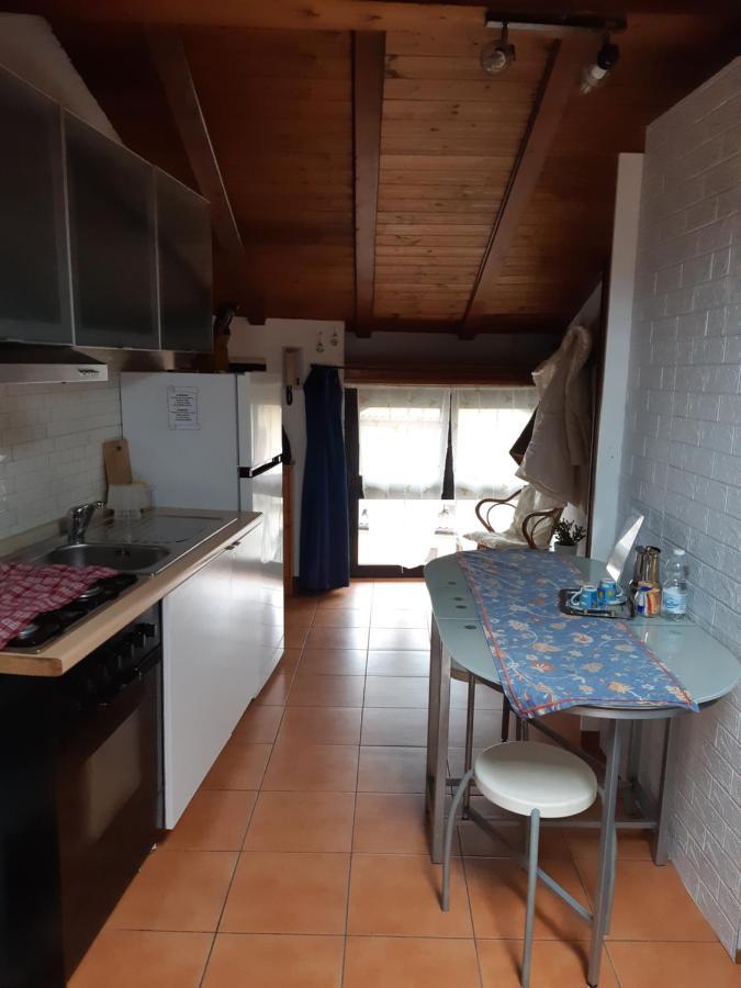 Ferienwohnung Little 58 Luino Exterior foto